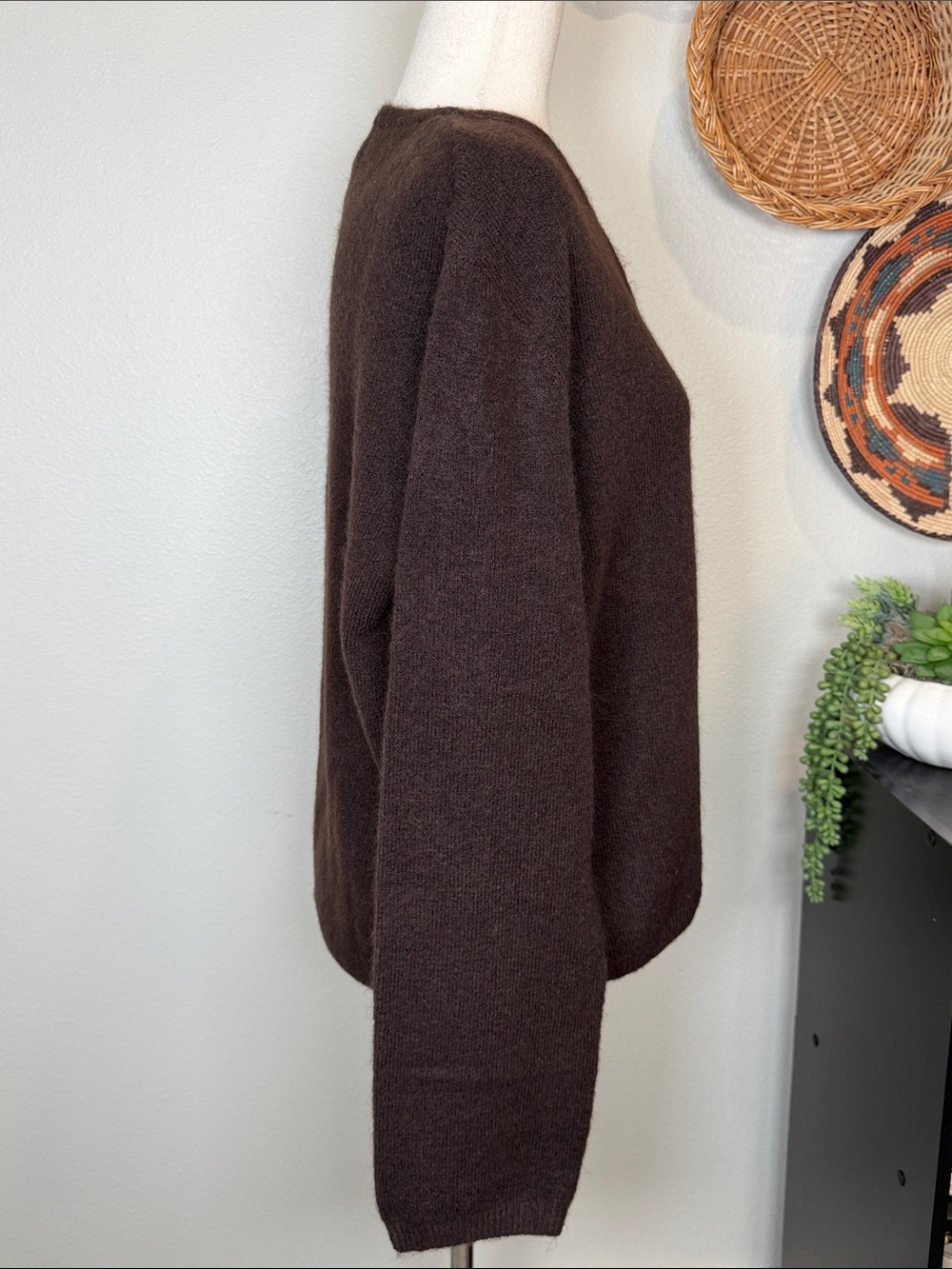 Soft & Cozy NEW H&M Button Up Cardigan Brown Size Medium - Picture 3 of 13